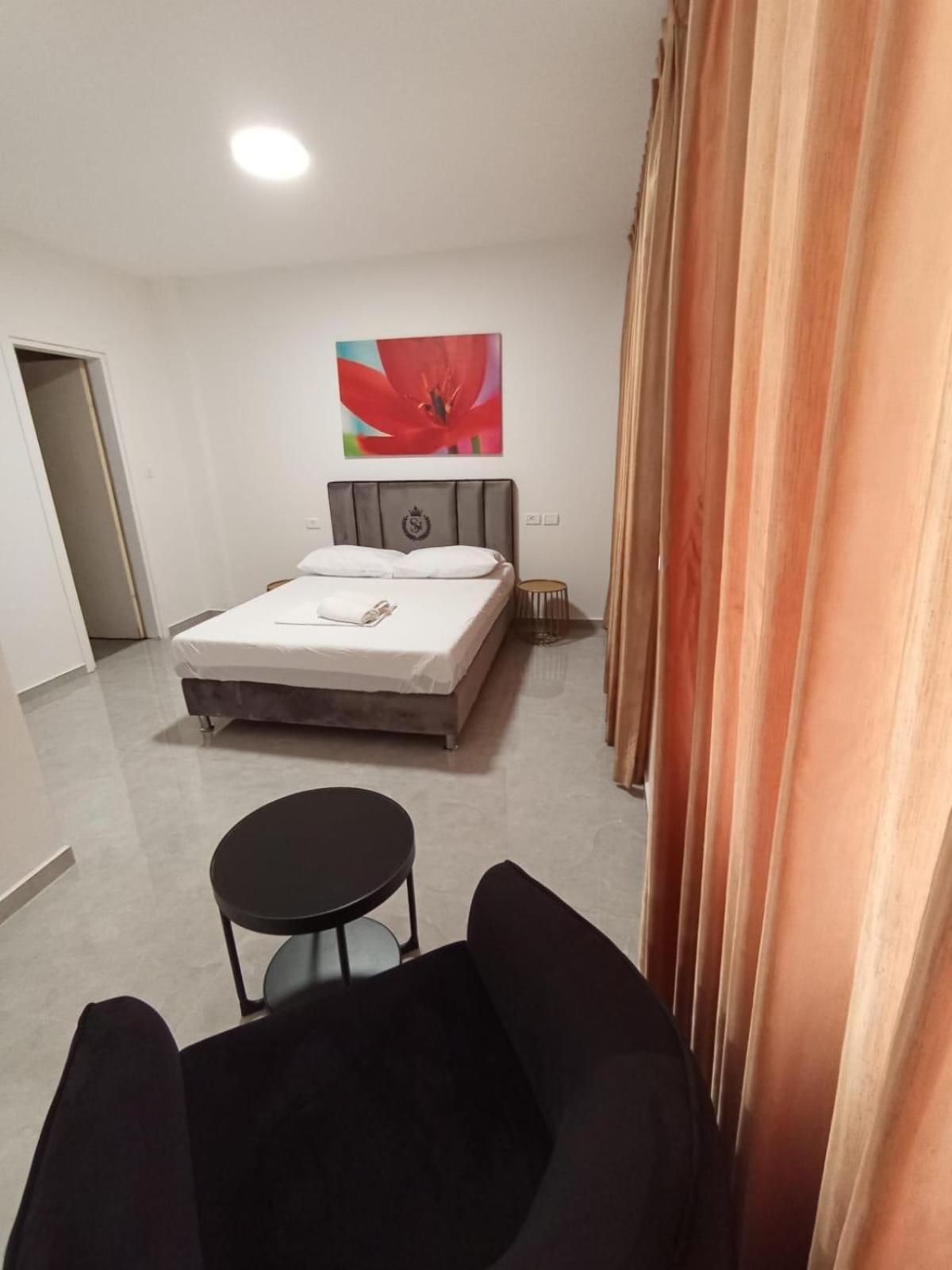 Elis Boutique Hotel Bat Yam Esterno foto