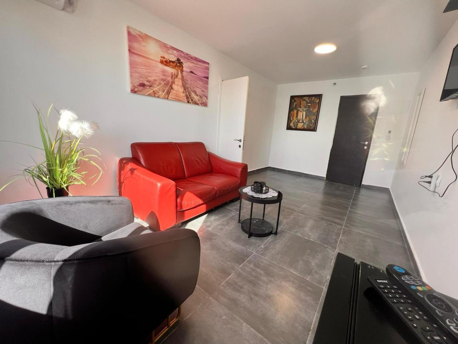 Elis Boutique Hotel Bat Yam Esterno foto