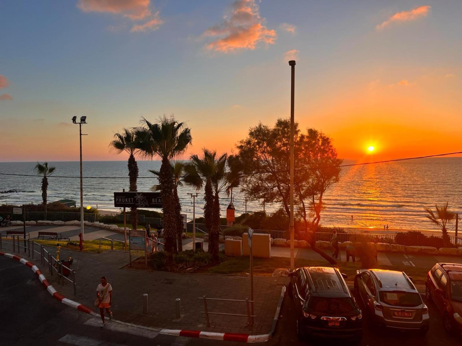 Elis Boutique Hotel Bat Yam Esterno foto