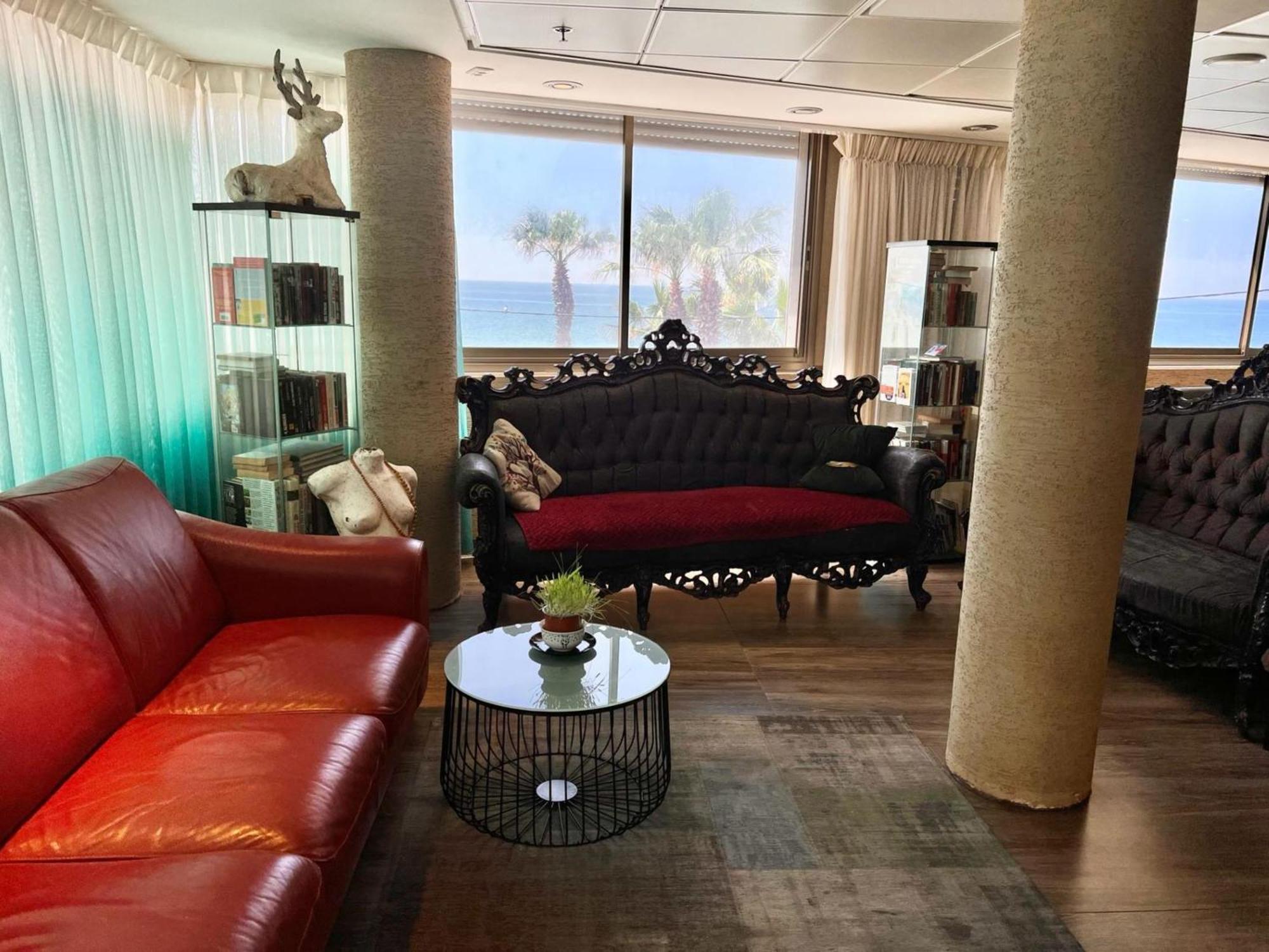 Elis Boutique Hotel Bat Yam Esterno foto