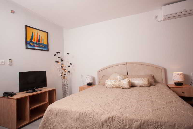 Elis Boutique Hotel Bat Yam Esterno foto
