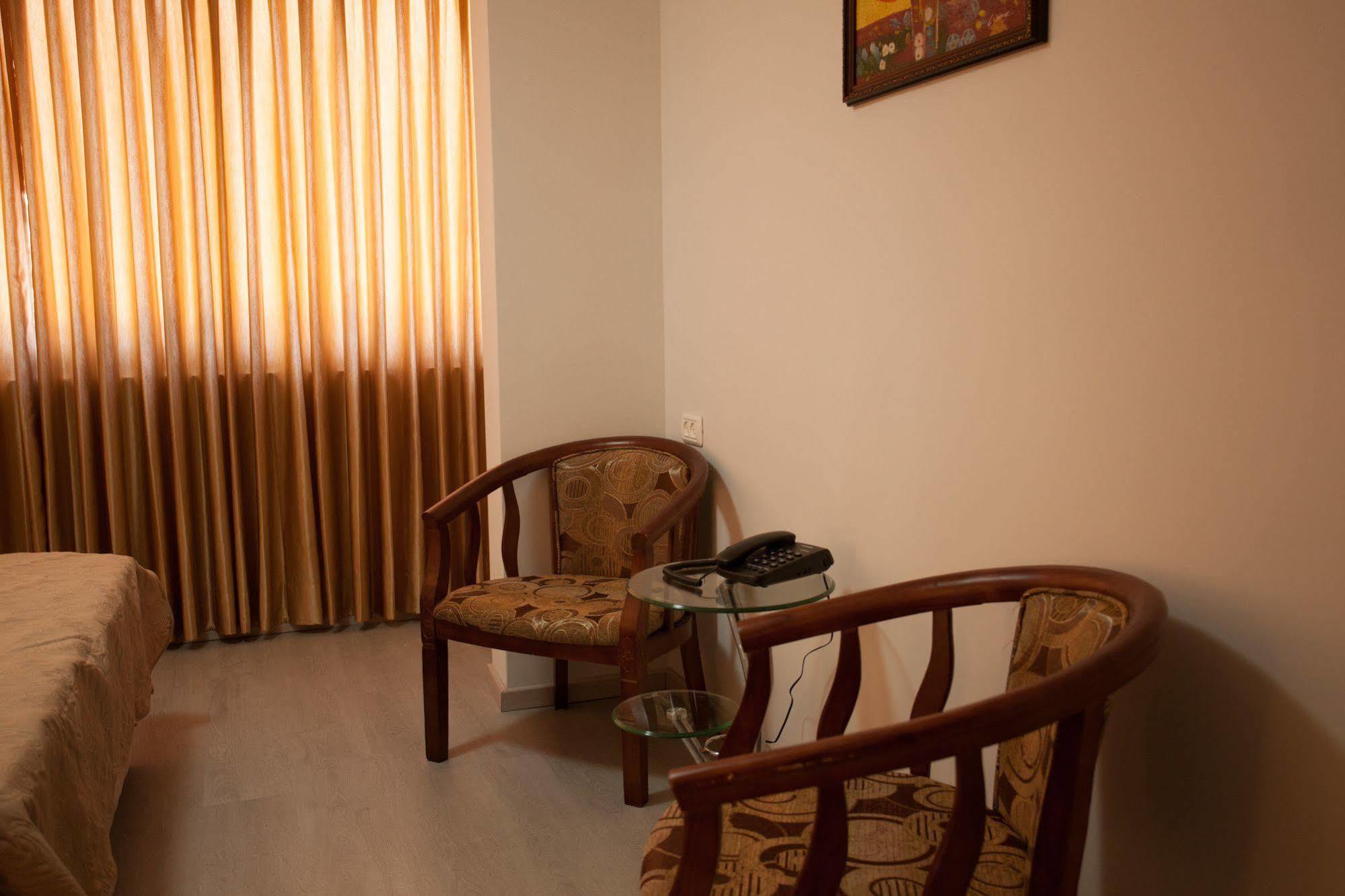 Elis Boutique Hotel Bat Yam Esterno foto